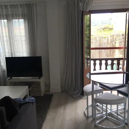 Nuevo En La Parte Vieja Apartment *